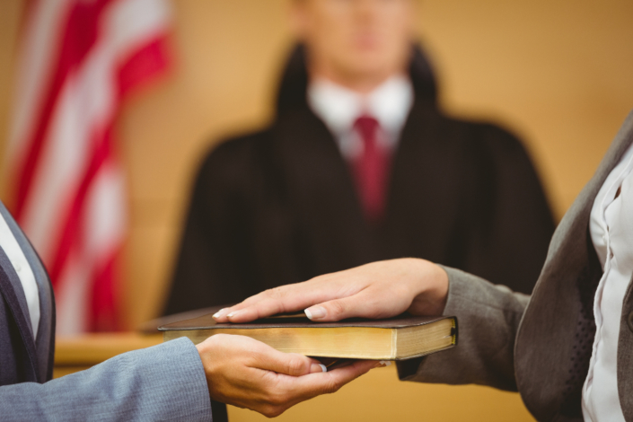 How Do Expert Witnesses Contribute to Your Car Accident Claim?