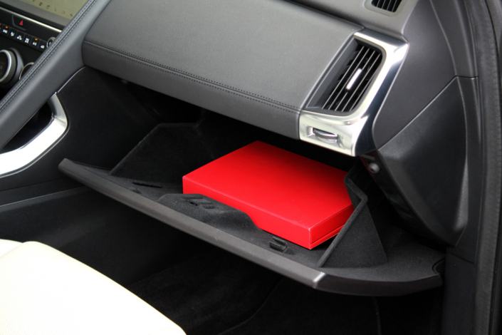 glove box